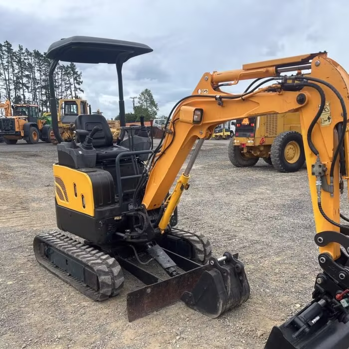 2016 Hyundai R17Z-9A Mini Excavator