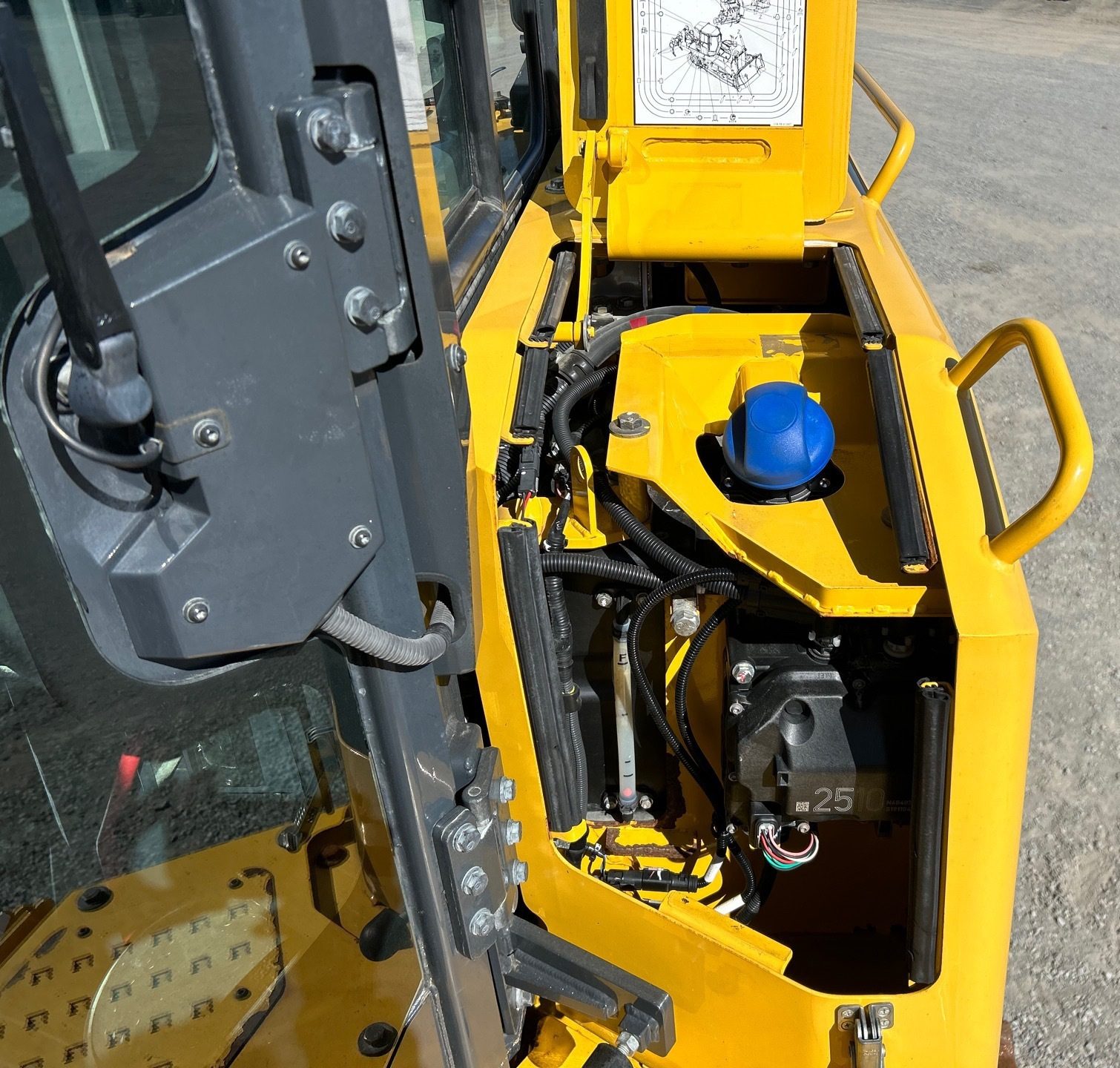 2020 Komatsu D155AX-8 Crawler Dozer - Image 8