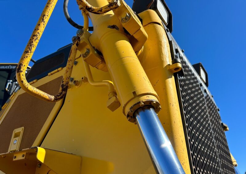 2020 Komatsu D155AX-8 Crawler Dozer - Image 14