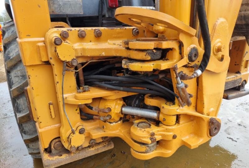 2008 Case 695 SUPER R Backhoe Loader - Image 29